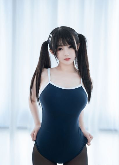 她在丈夫面前被耍了葵司