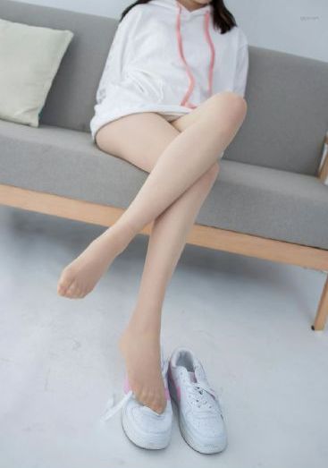 漂亮女邻居