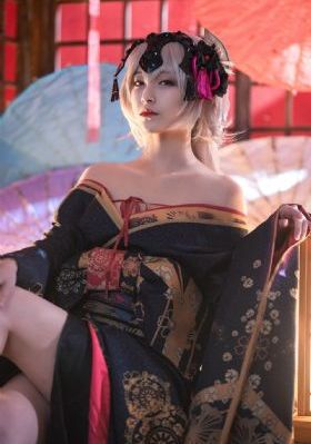 善良的女秘书视频